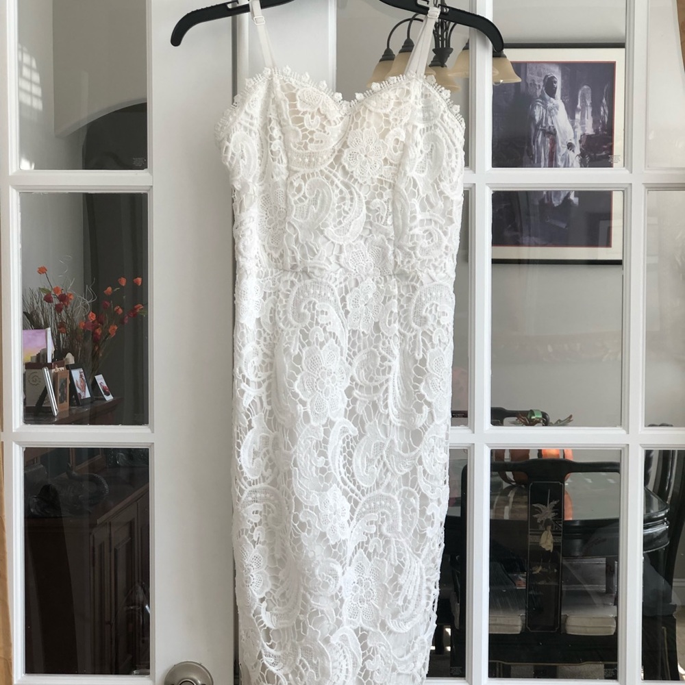 Casual White Lace Dress w/ Straps - Picture 2 of 3